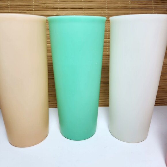 Tupperware Tall Tumblers Set of 5 Drink Glass 15 oz Juice Cups 107 Vintage 70s - Picture 3 of 9